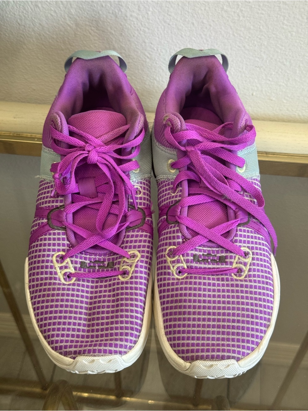 Nike LeBron Witness 7 Fuchsia Dreams 11